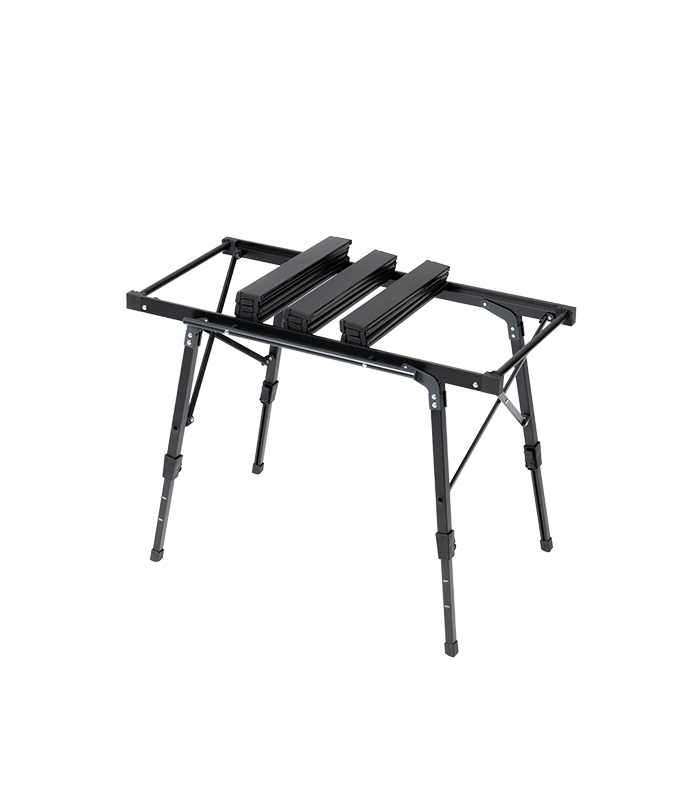 IGT adjustable table